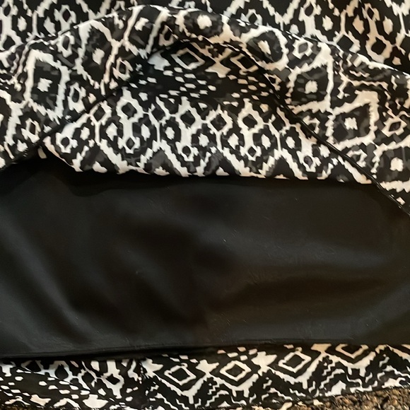 Deb Small green and black Aztec print strapless sundress with bow in back - Picture 3 of 4